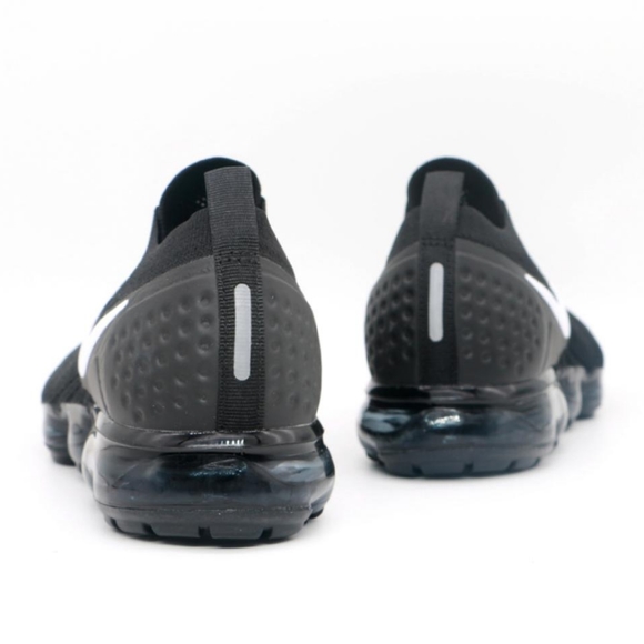 Nike Air Vapormax black Laceless Sneakers - Picture 15 of 16